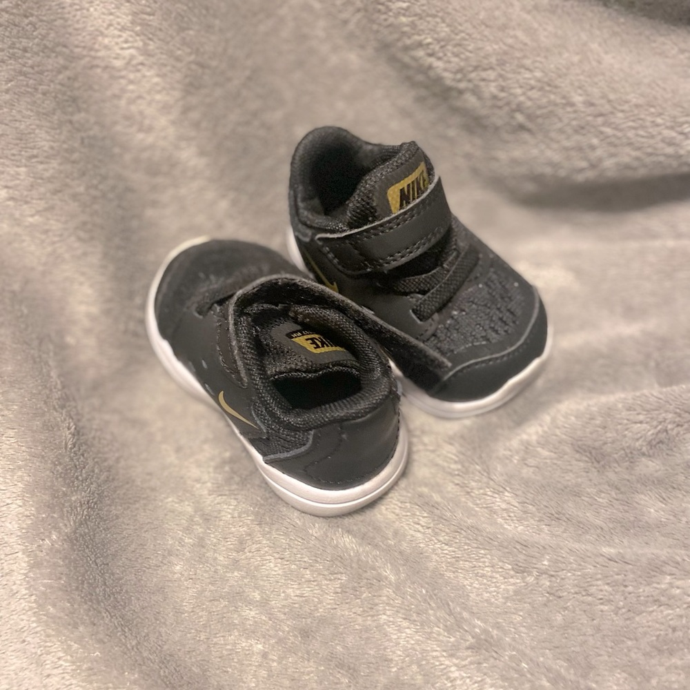 Unisex shoes